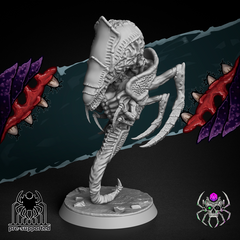 Mind Crusher of the Hive By Eight Legs Miniatures – 32mm Wargaming Scale